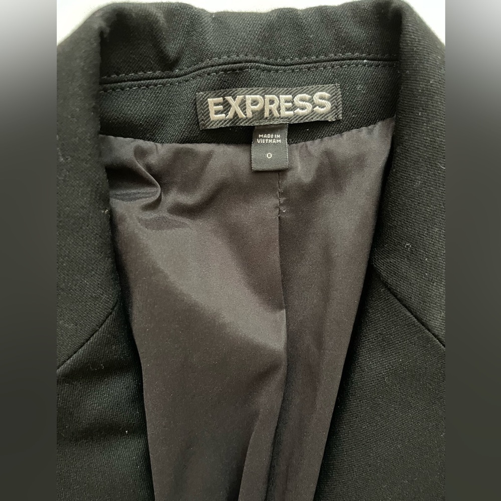 Express black blazer - Picture 3 of 5